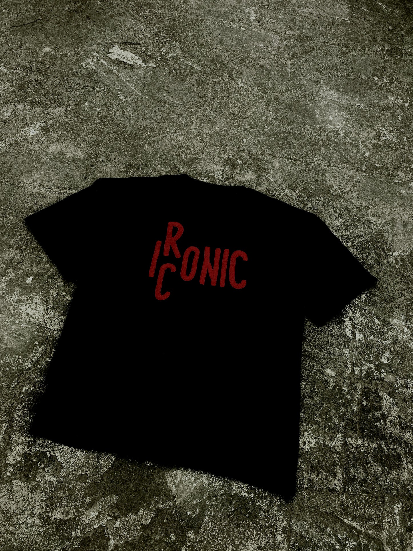 Drop shoulder Tee - ICONIC